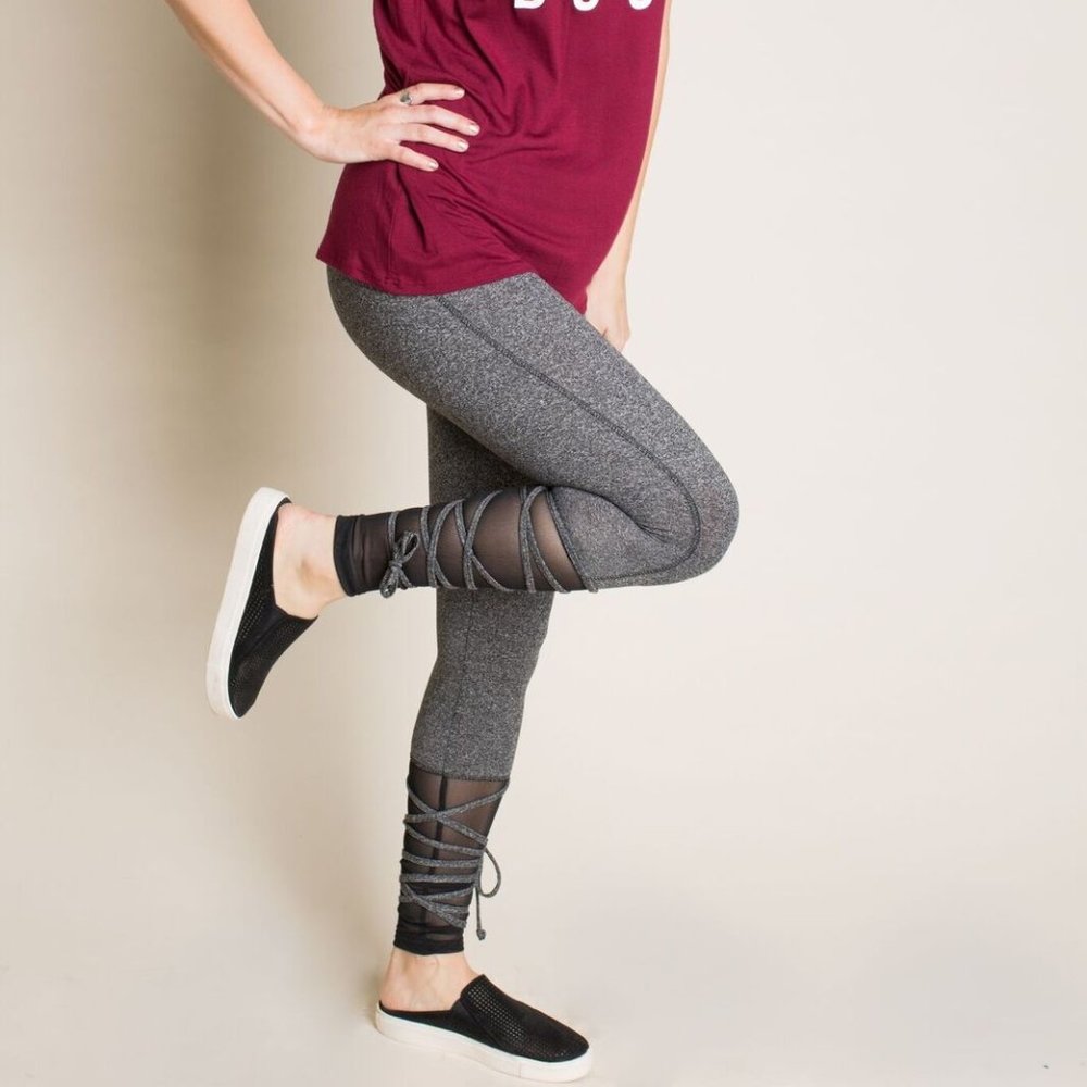 NWT Amelia James Tie-Up Leggings